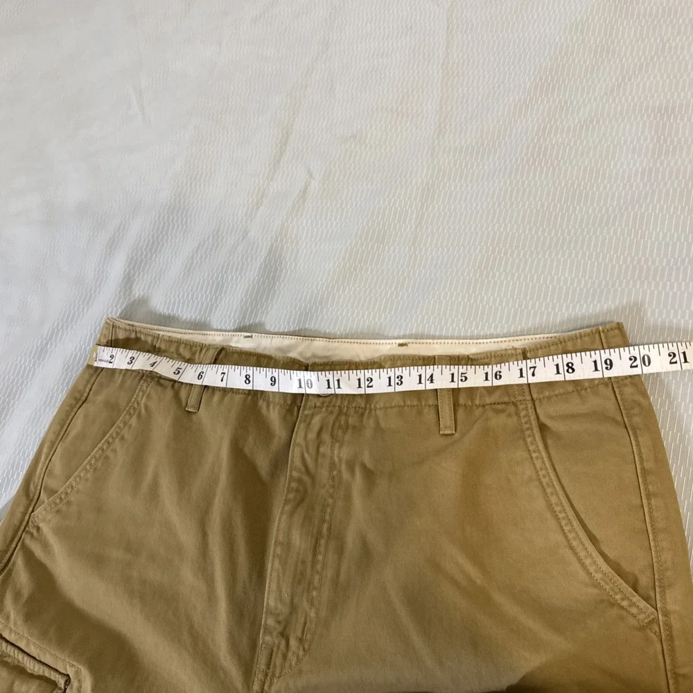 Vintage Levi's Cargo Pants Mens Size 36 x28 Tan  Relaxed Fit Straight Leg